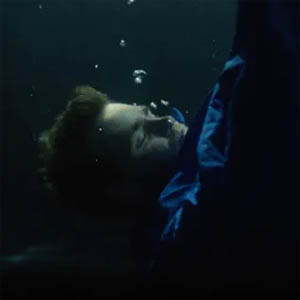 Álbum Troubled Waters de Alex Warren