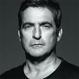 Álbum Horas Vazias de Camané