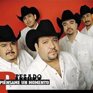 Disco Piénsame Un Momento de Grupo Pesado