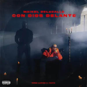 Disco Con Dios delante de Maikel Delacalle