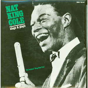 Disco Sings & Plays de Nat King Cole