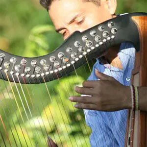 Álbum Fruto de Mis Manos de William Macualo